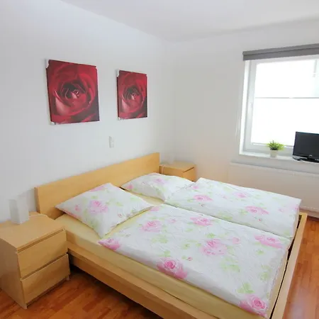 Haus Lackner Apartament *